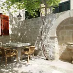 And By The Sea Cavtat, Dubrovnik - 8974 Konukevi 4*